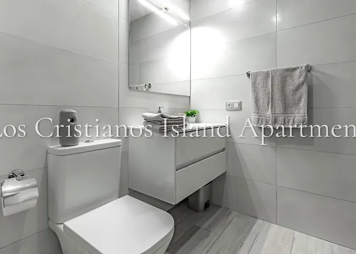 Cristianos Island 洛斯克里斯蒂亚诺斯