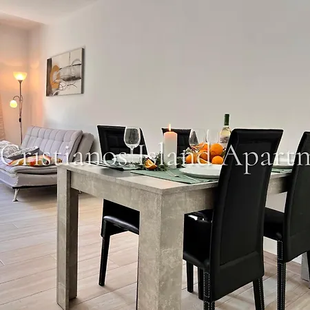 Cristianos Island * לוס כריסטיאנוס